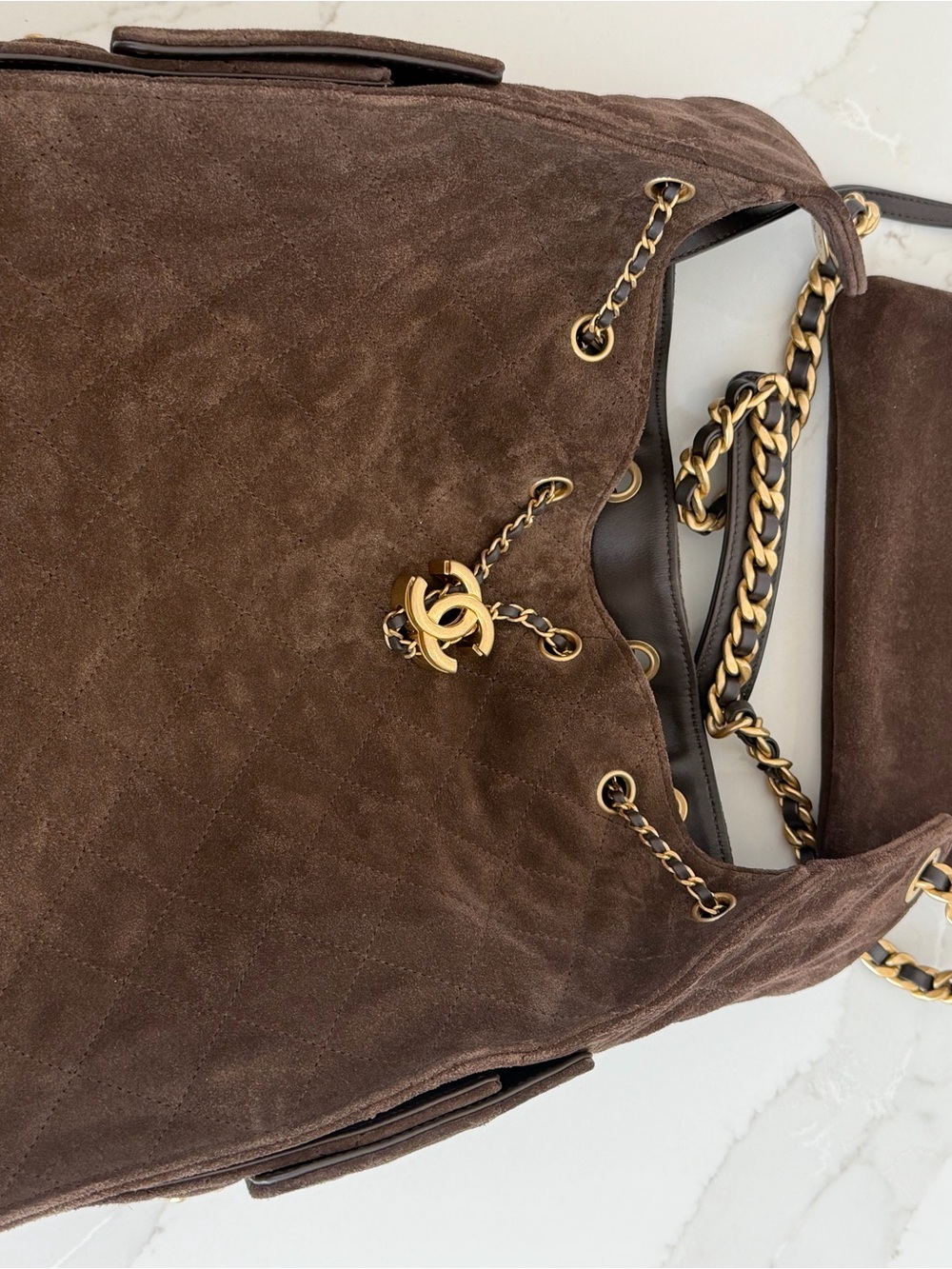 CHANEL 25 Dark Brown Suede Hobo with Gold Chain and CC Charm MEDIUM - Picture 14 of 15